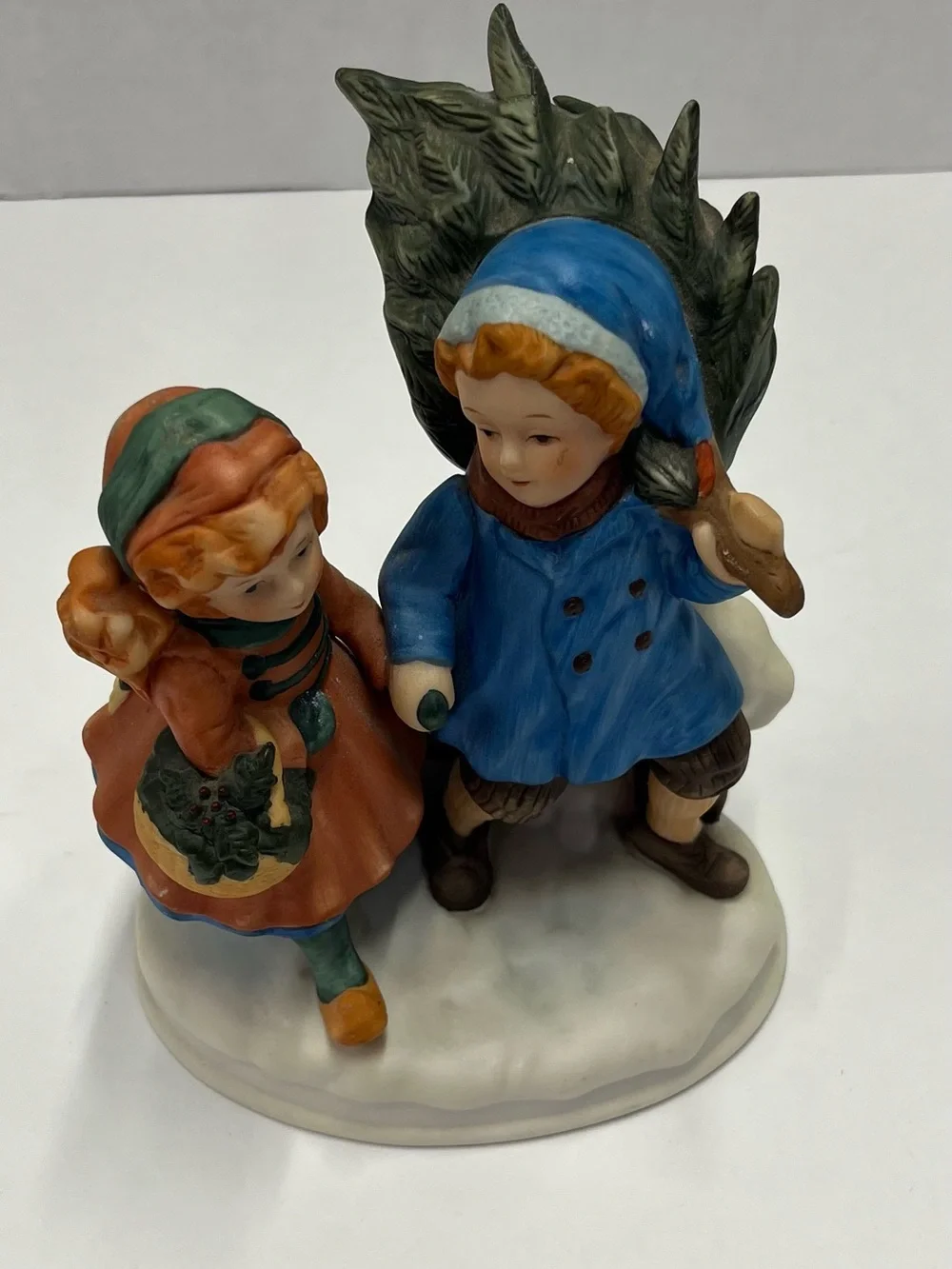 Vintage Avon Christmas Memories figurine